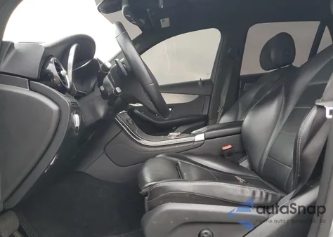 2019 Mercedes-Benz Glc 300 z USA, uszkodzony, nr VIN WDC0G4JB7KV160105